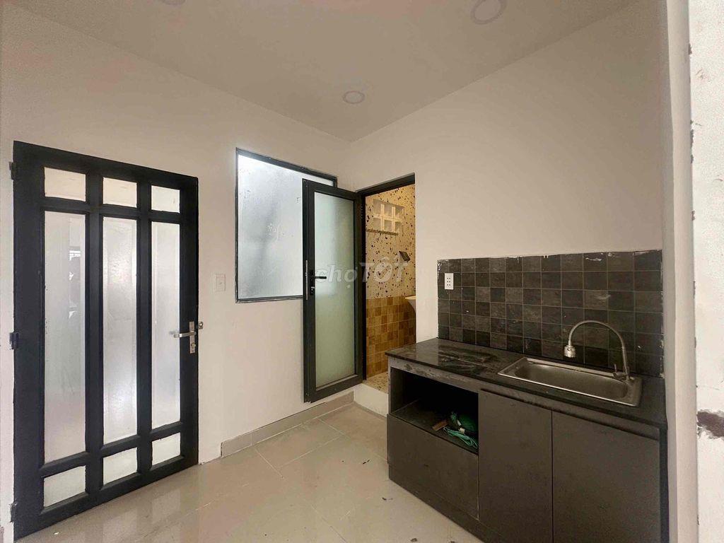 CHÍNH CHỦ CHO THUÊ - STUDIO PENTHOUSE - NỘI THẤT MỚI - BẾP TÁCH BIỆT