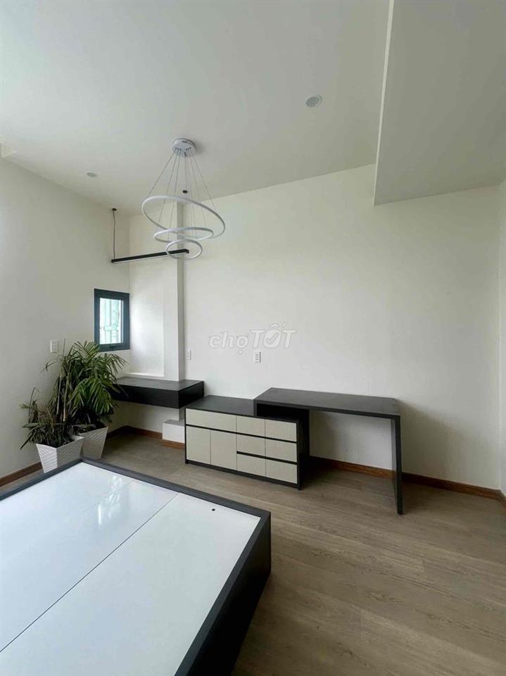 CHÍNH CHỦ CHO THUÊ - STUDIO PENTHOUSE - NỘI THẤT MỚI - BẾP TÁCH BIỆT