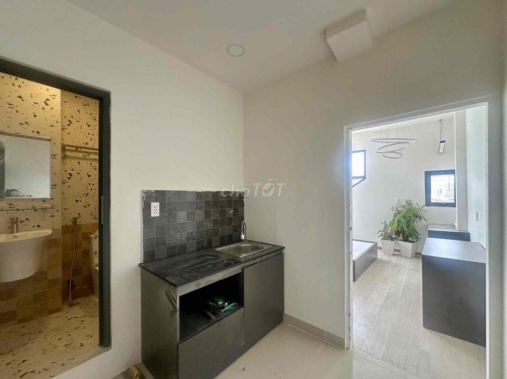 CHÍNH CHỦ CHO THUÊ - STUDIO PENTHOUSE - NỘI THẤT MỚI - BẾP TÁCH BIỆT