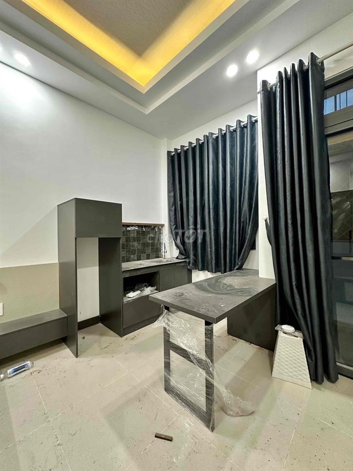 CHÍNH CHỦ CHO THUÊ - STUDIO BALCONY - FULL NỘI THẤT MỚI 100%