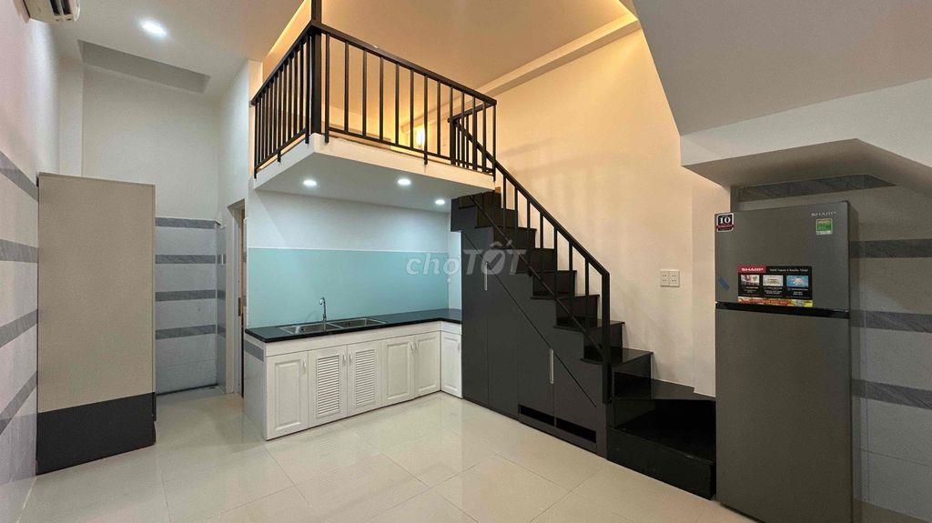 CĂN HỘ DỊCH VỤ FULL NỘI THẤT TÁCH BẾP DUPLEX GIẾNG TRỜI - 6Tr9 - 30m²