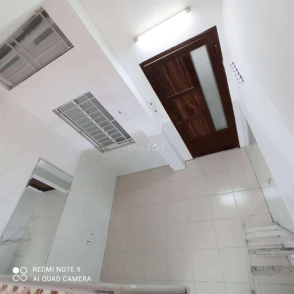Pass phòng trọ Lũy Bán Bích