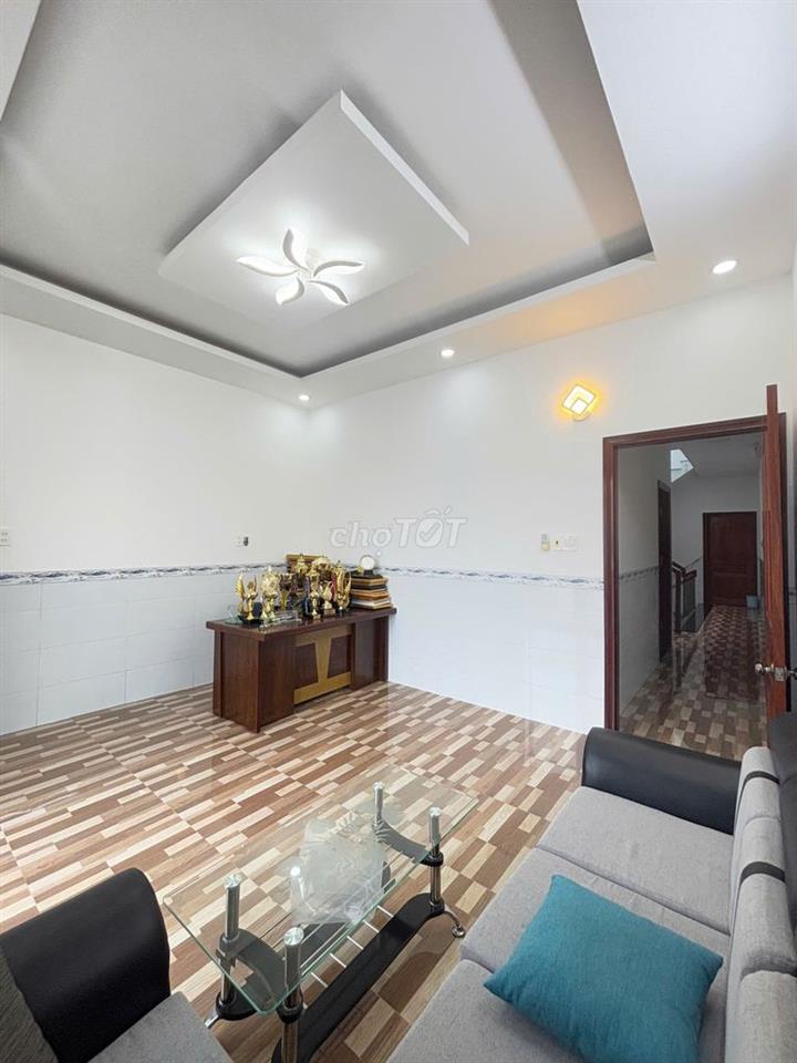 CHÍNH CHỦ BÁN NHÀ MT NGUYỄN CHÁNH, KDC 586 – 1T3L – 117,5M²
