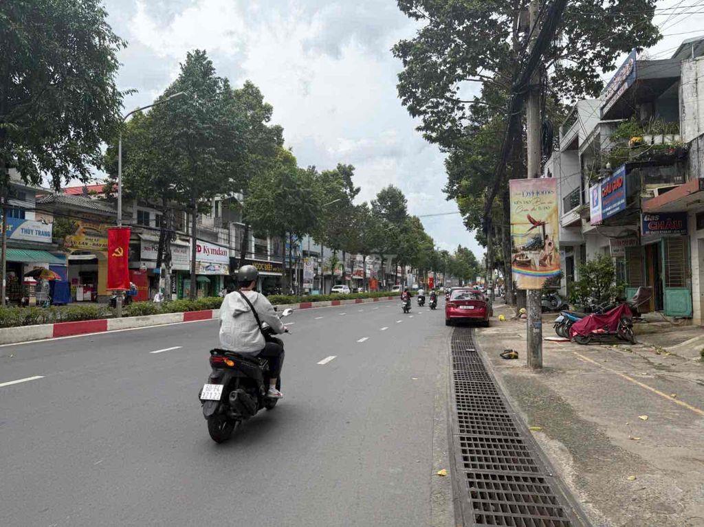 Bán đất