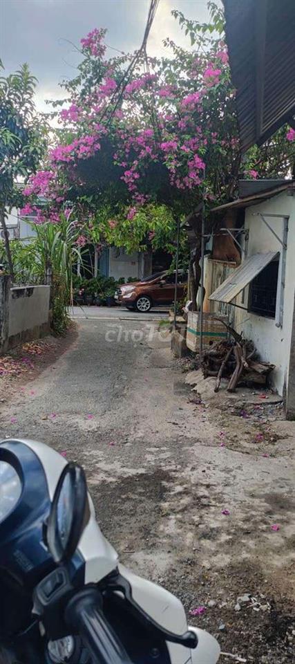 234m đất full thổ cư. Nở hậu, đường xe hơi. Thích hợp xây nhà vườn