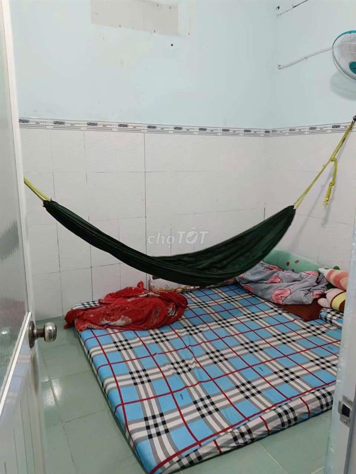 CHÍNH CHỦ cần bán! nhà gần trường học công viên, chợ 5p đi bộ