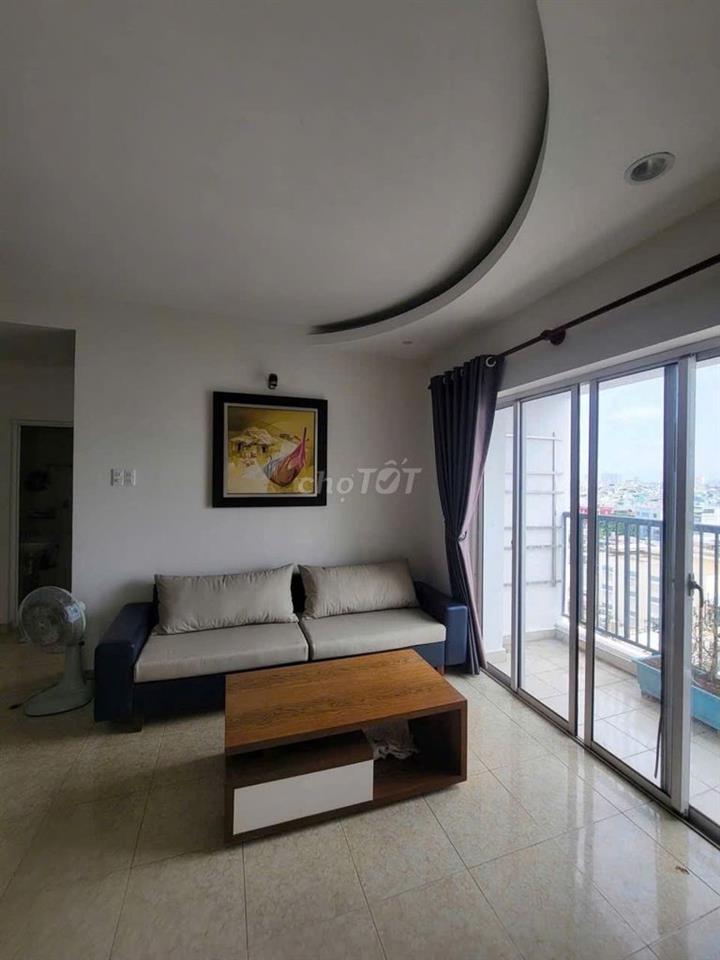 Căn 3 phòng ngủ sẵn nội thất C/c  Hoa Sen- Lạc Long Quân giá 15tr/th