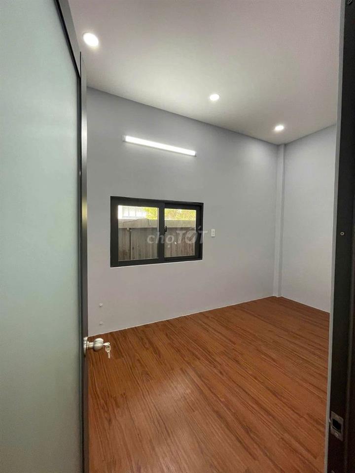 bán nhà ở  gần trường học , gần chợ
