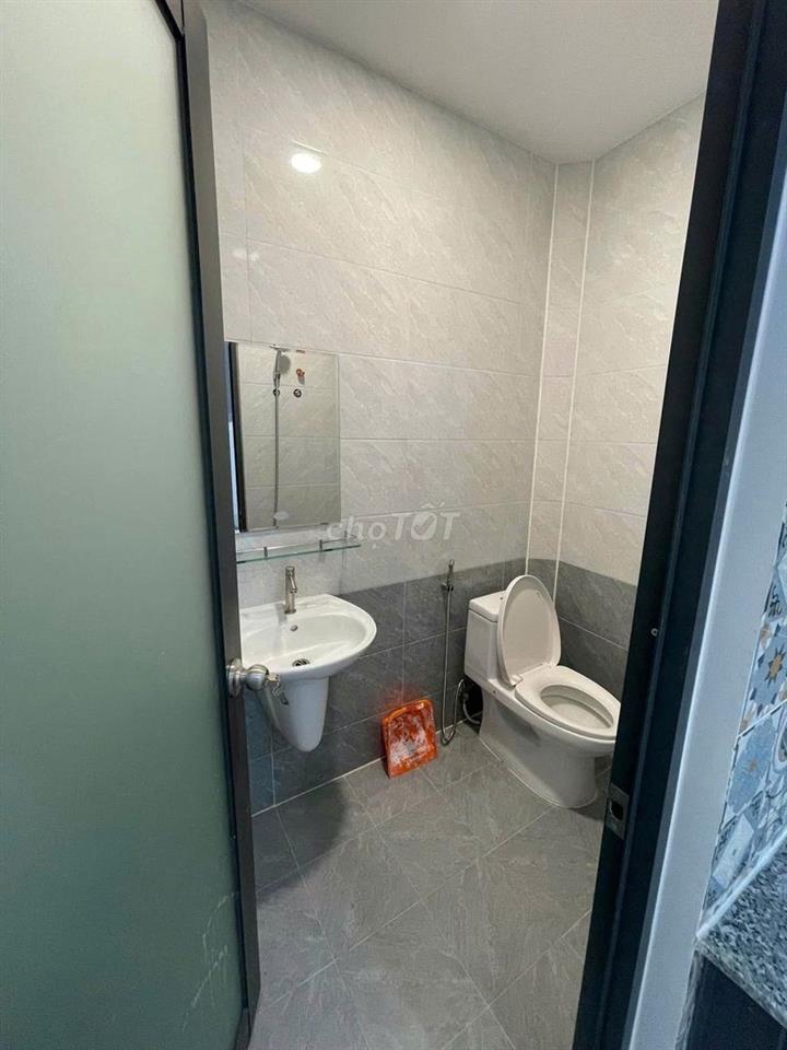 bán nhà ở  gần trường học , gần chợ