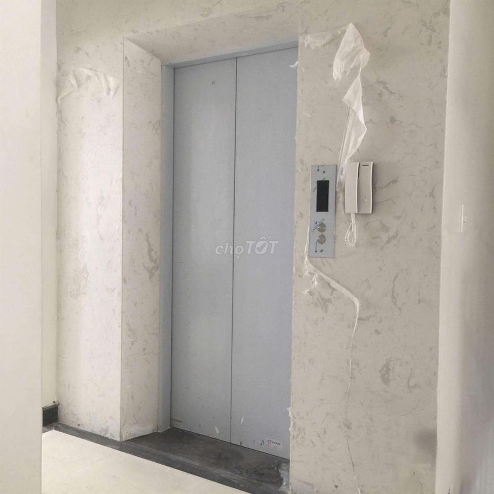 CHO THUÊ  TOÀ NHÀ VĂN PHÒNG MẶT TIỀN NGÀY ĐƯỜNG HOÀNG VIỆT TÂN BÌNH

🏘
