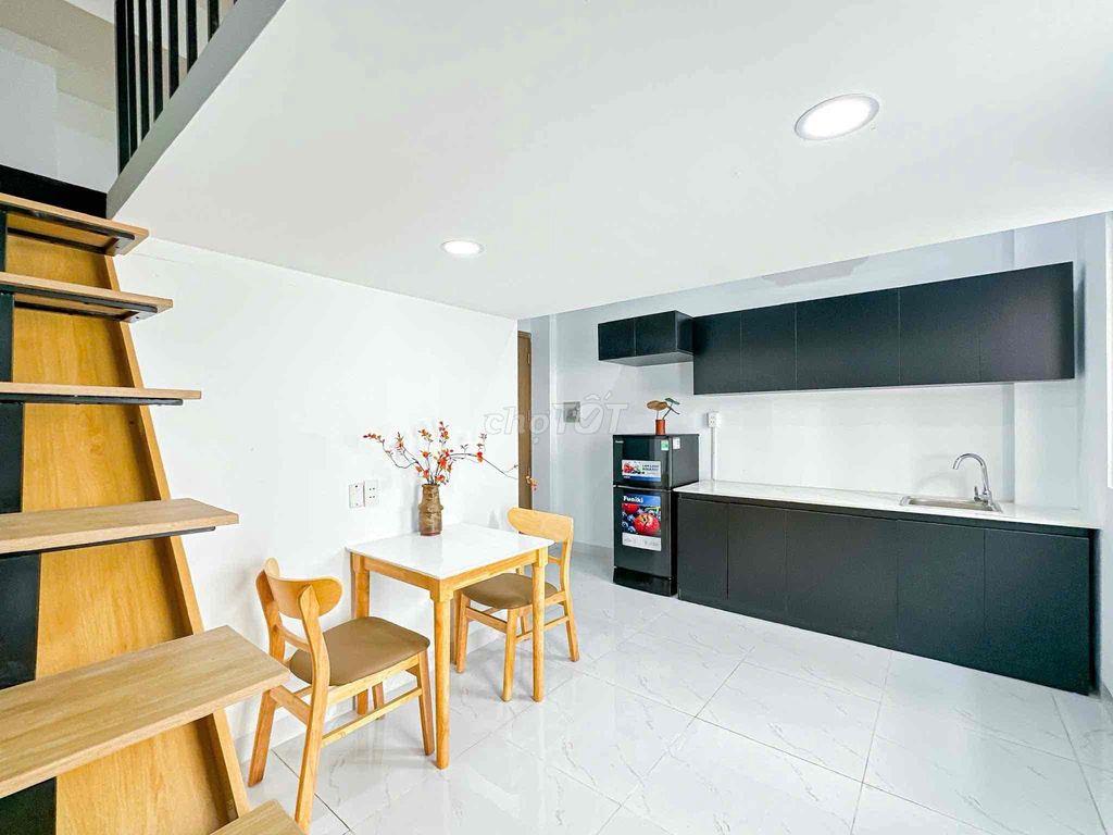 DUPLEX BANCON 100% MỚI XÂY ĐƯỜNG LÂM VĂN BỀN, GẦN ĐH UFM