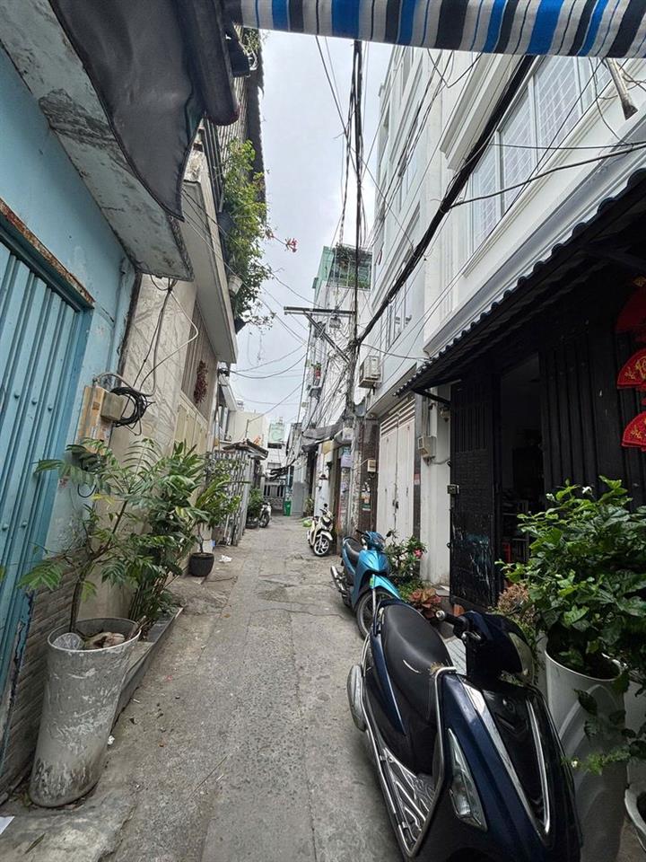 Bán nhà ở đường trần xuân soạn hẻm 1041 , 1041/75/6/7