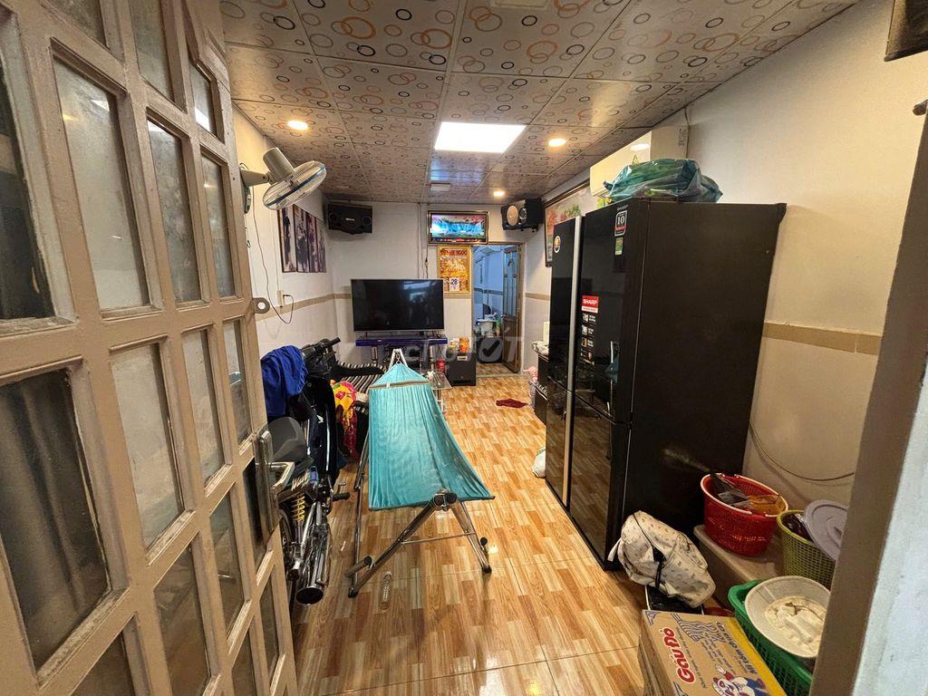 Bán nhà ở đường trần xuân soạn hẻm 1041 , 1041/75/6/7