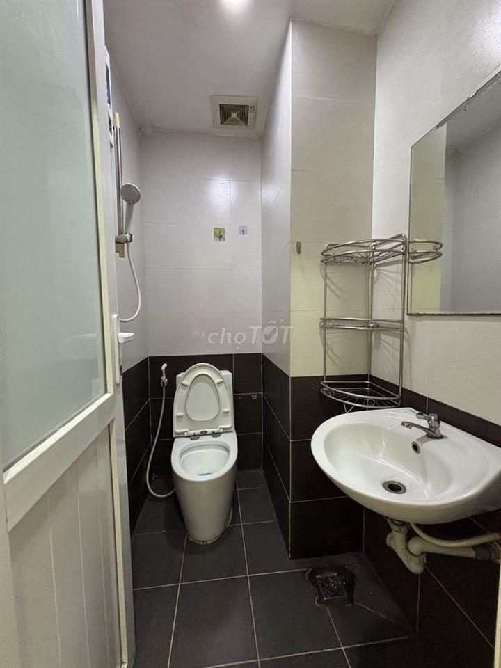 Chính chủ cho thuê phòng Nguyễn Thị Thập Quận 7, thang máy, giờ tự do