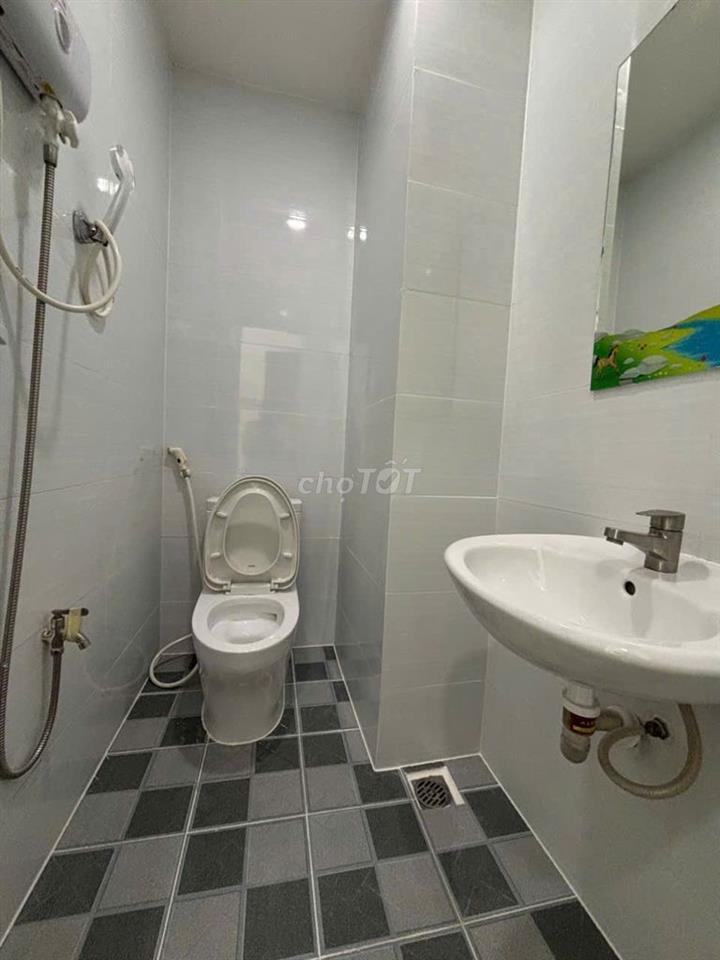Chính chủ cho thuê phòng Nguyễn Thị Thập - Thang máy, bảo vệ 24/7