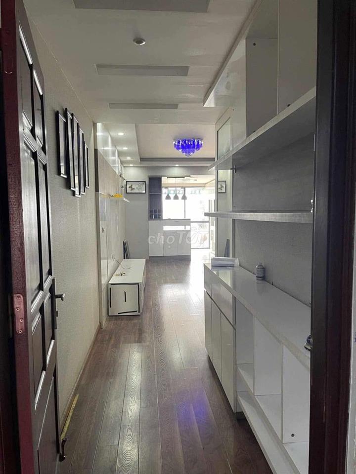 Cho thuê chung cư Sky Center, Phổ Quang - Căn 2PN, Full NT giá 15tr/th