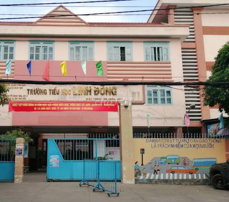 GIÁ MẶT HẺM, NHÀ MẶT TIỀN -  NGANG 4M NỞ HẬU - ĐƯỜNG THÔNG