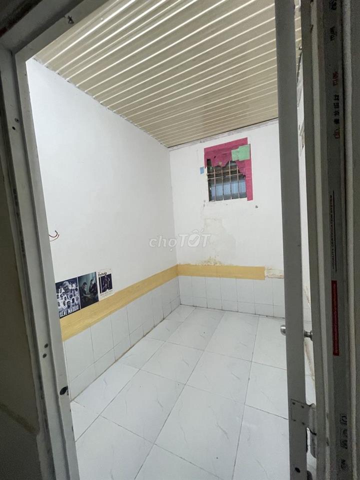 Mua đất tặng NHÀ – Mua nhà tặng Vị Trí - Ngang 4M - SÁT HẺM XE HƠI 