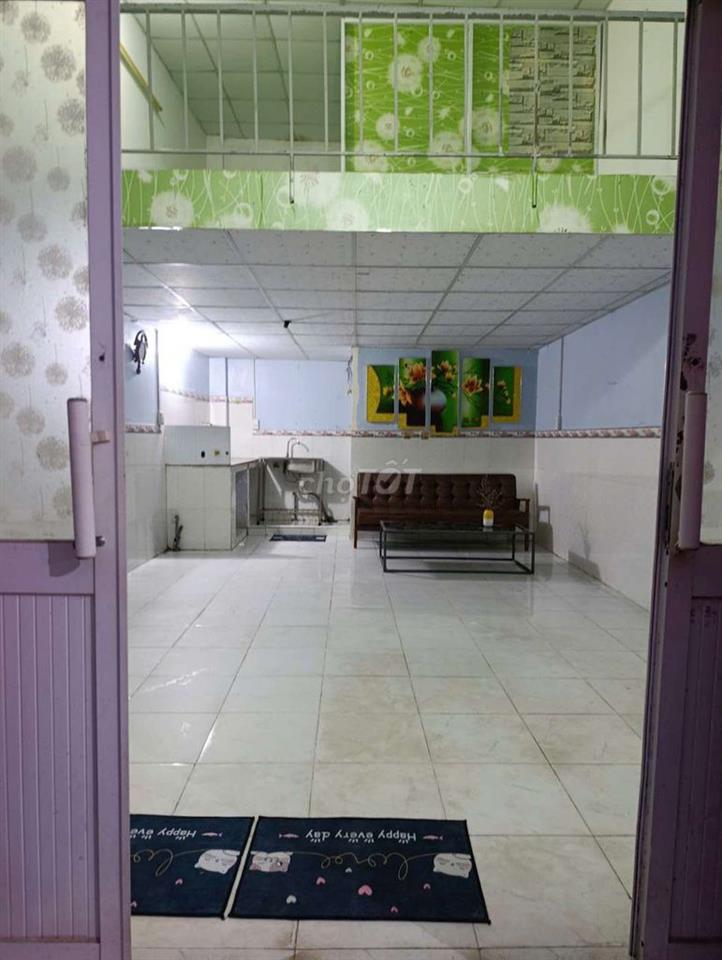 Nhà đường ích thạnh 4mx8m, có máy lạnh, có thể kinh doanh