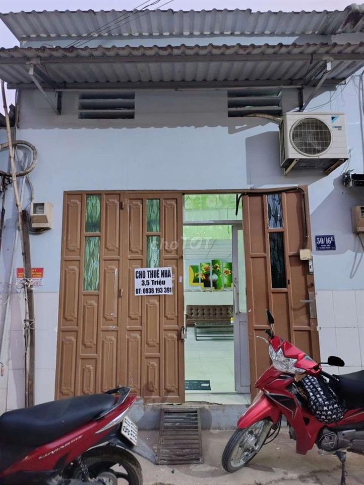 Nhà 2 phòng ngủ có máy lạnh đường Ích Thạnh, Lò lu,  Trường thạnh,