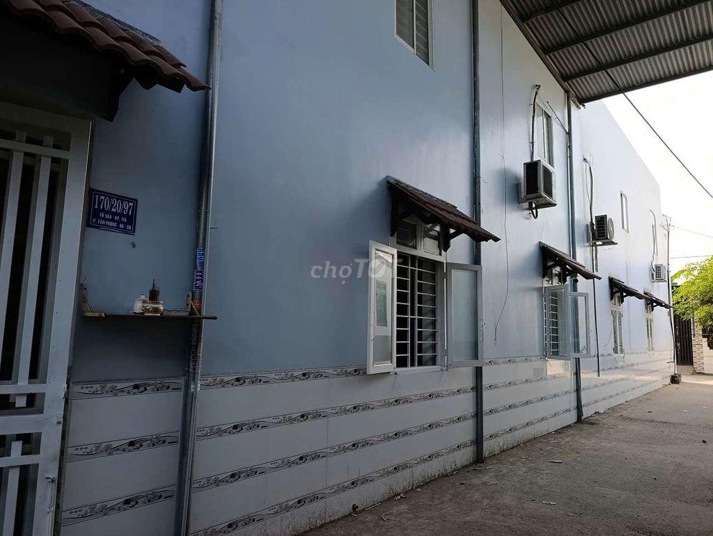 Nhà một trệt một lầu, mặt tiền 12m, có chỗ đâụ xe hơi, phong thủy đẹp
