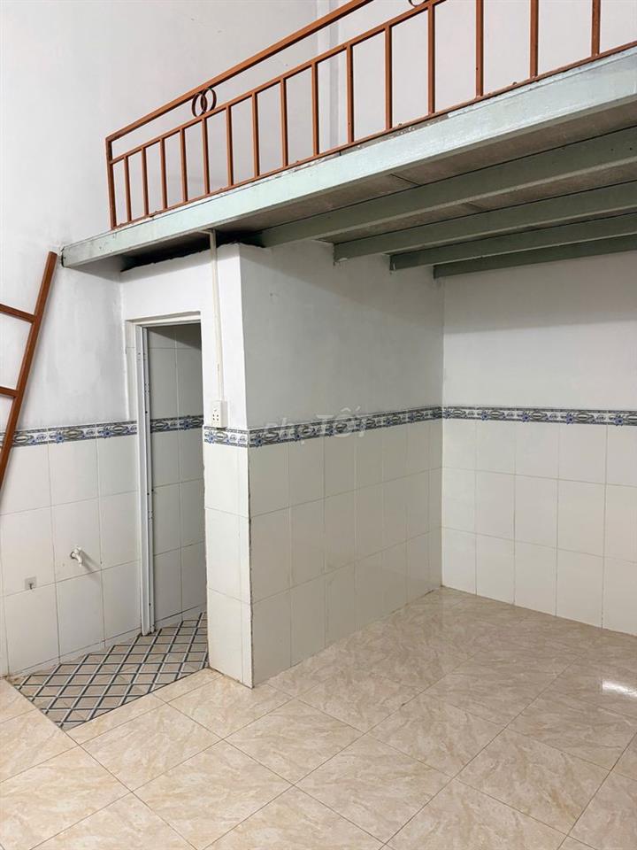 Phòng 2,5 triệu - Trần Bá Giao - GV