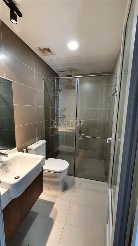 THUẬN VIỆT QUẬN 11,  100M2 (3PN 2WC) TẦNG CAO – GIÁ  14 TR/TH