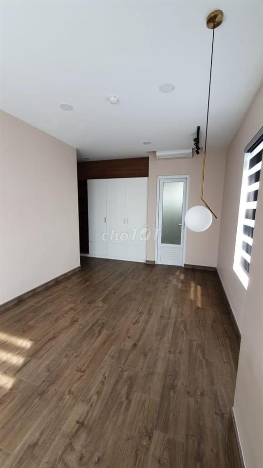 THUẬN VIỆT QUẬN 11,  100M2 (3PN 2WC) TẦNG CAO – GIÁ  14 TR/TH