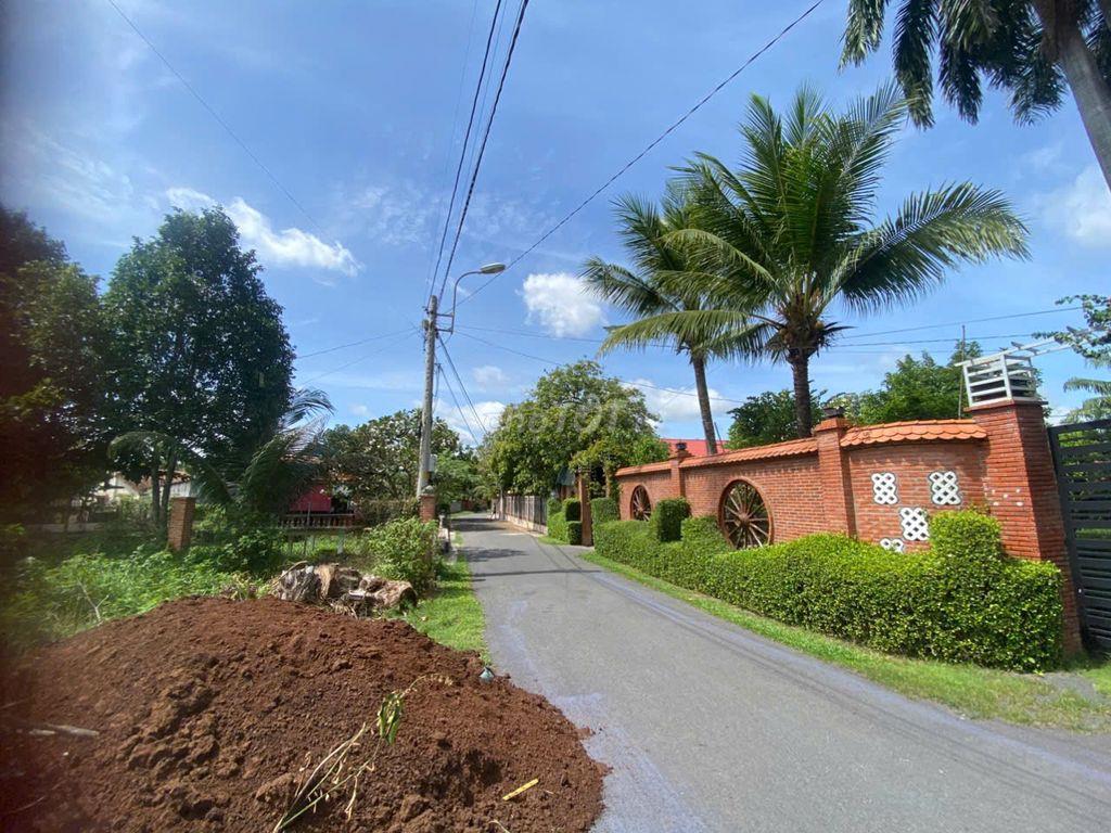 Gia đình bán gấp lô đất >200m2 thổ cư Trung Lập Thượng-Củ Chi-Tp.HCM