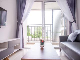 Bán căn hộ chung cư Bàu Cát 2, 60m2, 2PN, 3.25 tỷ, thang máy, sổ hồng