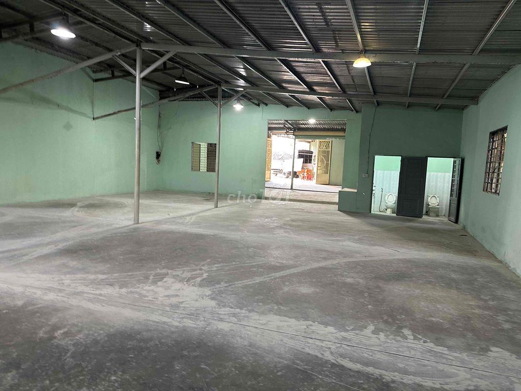 cho thuê kho xưởng tân tạo , bình tân 13 * 27 = 350m2 mặt tiền đường