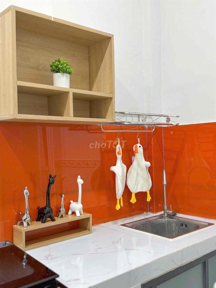 CHO THUÊ DUPLEX 1 TRỆT 1 LẦU NGAY ĐẠI HỌC HUTECH, GTVT, FTU,…