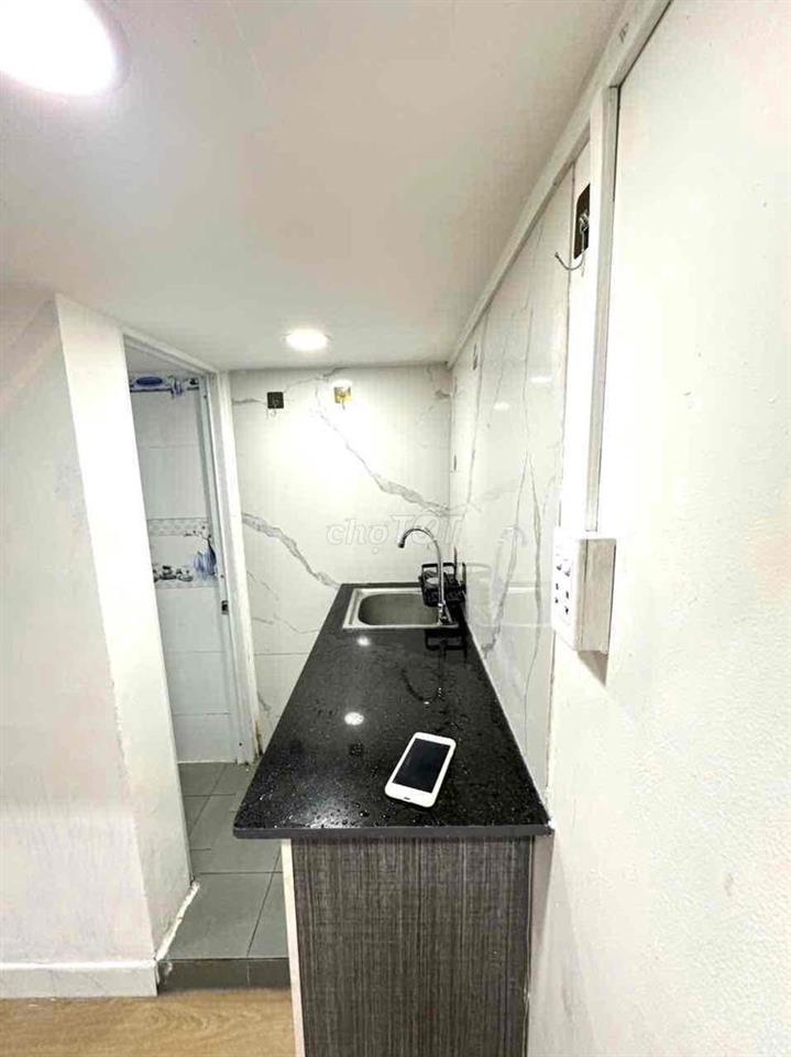 DUPLEX TRỐNG SẴN GIÁ HỌC SINH - SINH VIÊN ( phòng có sẵn máy lạnh )