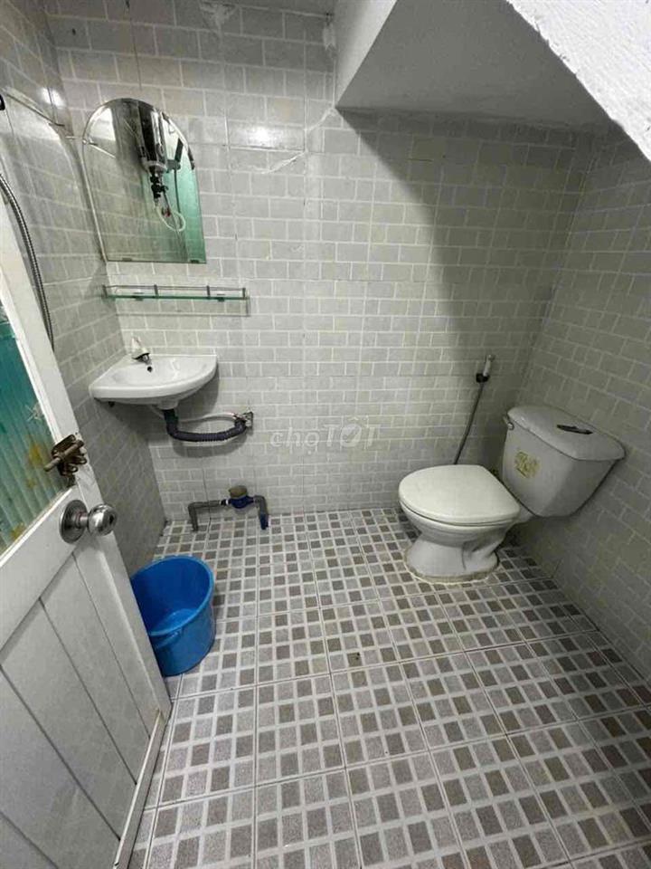 DUPLEX GÁC CAO CỬA SỔ LỚN FULL NỘI THẤT CẠNH CHỢ BÀ CHIỂU