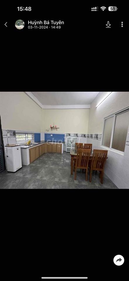 Cho thuê nhà 2 tầng: 3PN, 2WC, Sân ôtô, đường 10,5m lề 5m