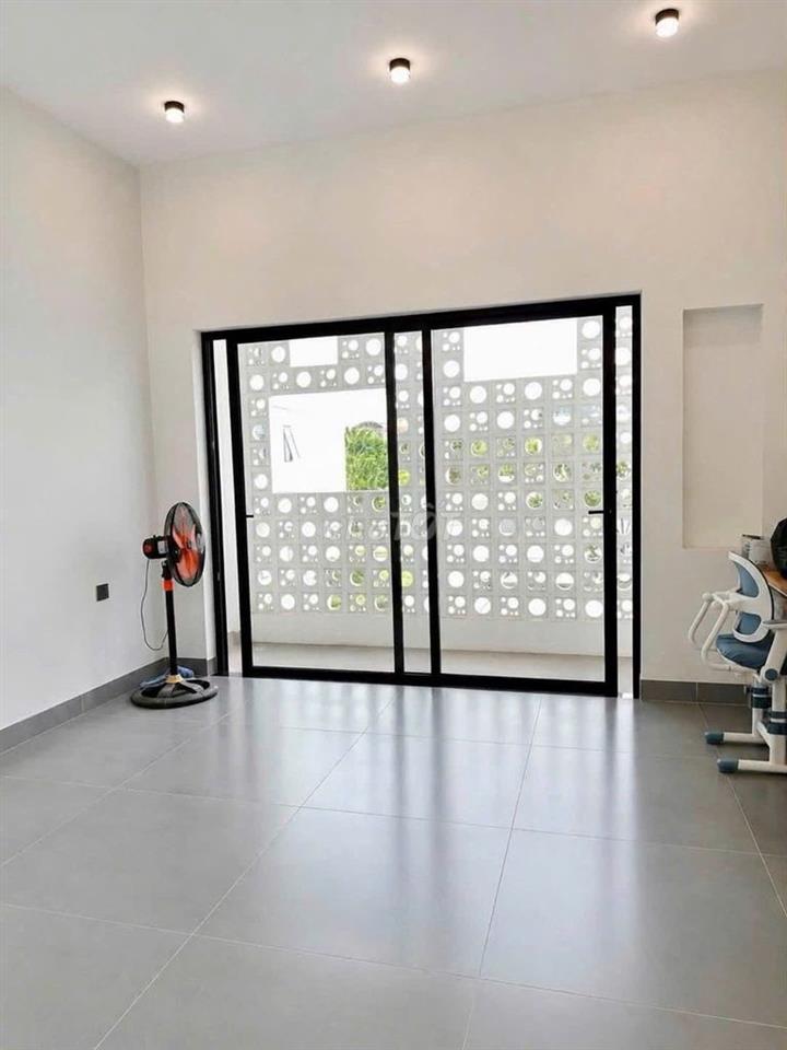 Chính chủ nhờ bán giúp nhà 2 tầng