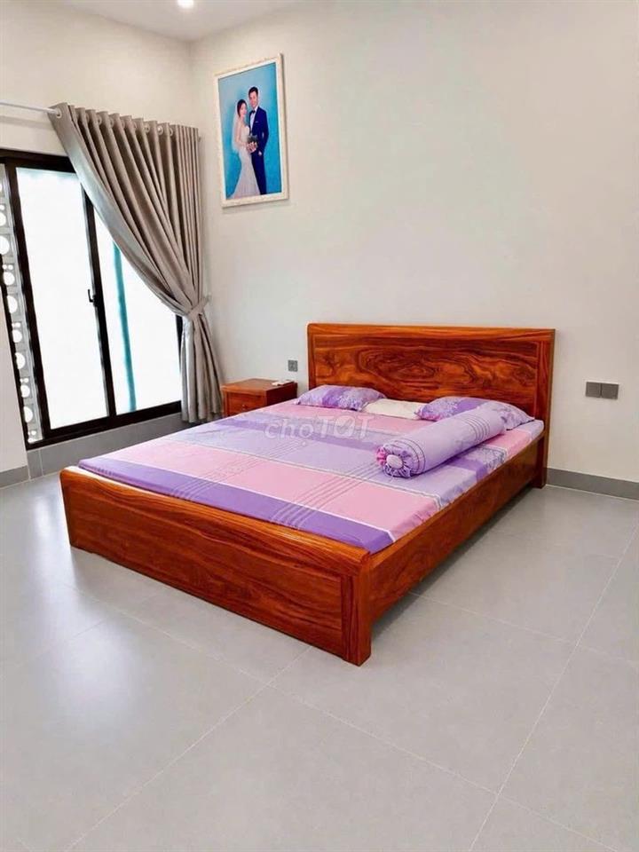 Chính chủ nhờ bán giúp nhà 2 tầng
