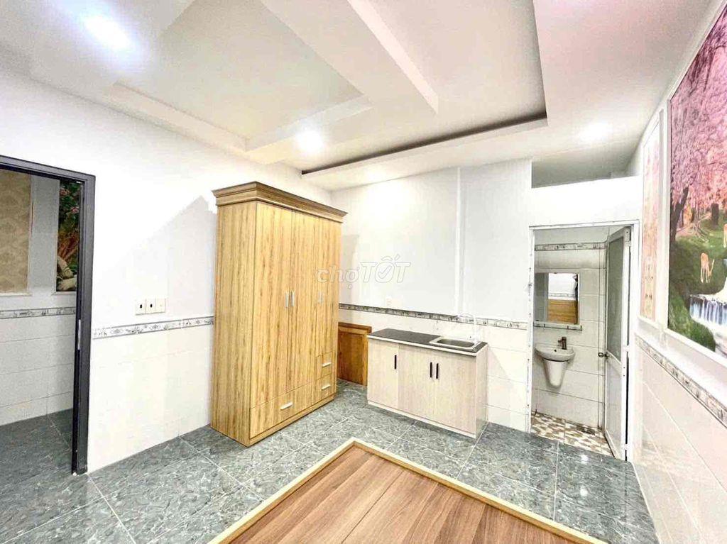 Cho Thuê Phòng Trọ Giá Rẻ - Đi Gò Vấp 10P - Cách CVPMQT 10p