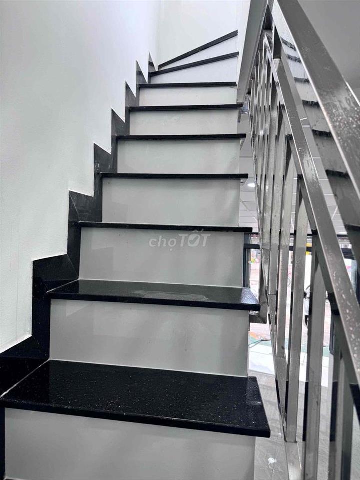Cho thuê nhà mặt tiền phường Bình Trị Đông