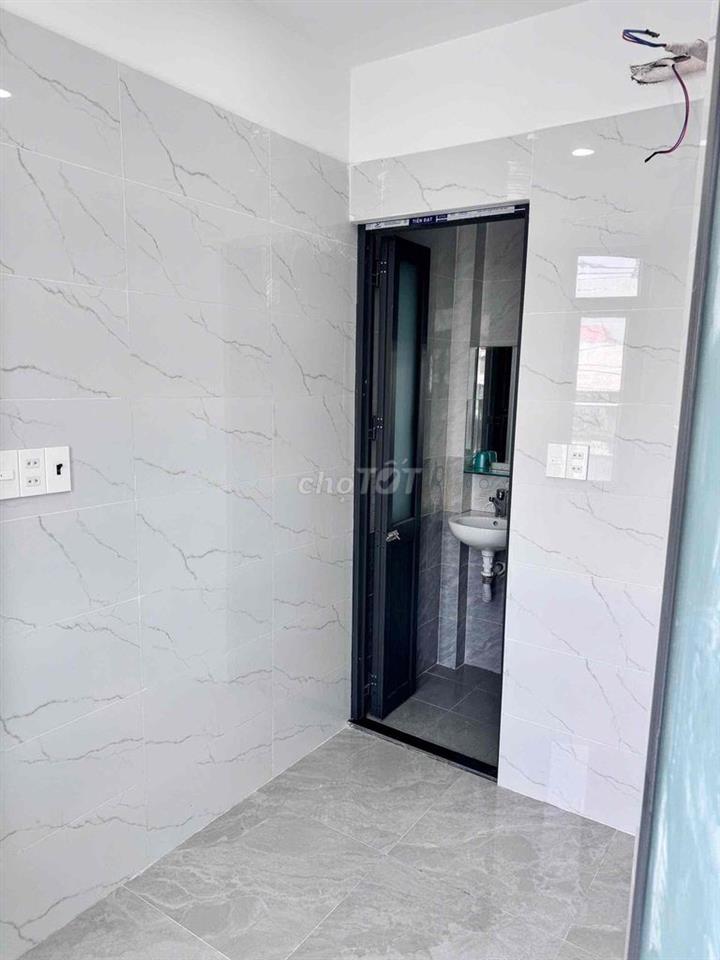 Cho thuê nhà mặt tiền phường Bình Trị Đông