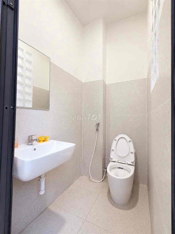 NHÀ 56M² 2 MẶT HẺM – HẺM XE HƠI THÔNG LÊ LỢI – GIÁP SÂN BAY TSN – DÒNG