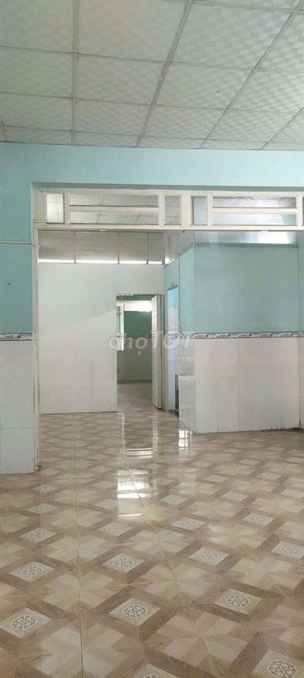 cho thuê nhà mặt tiền đường Lê Văn lương 10x25