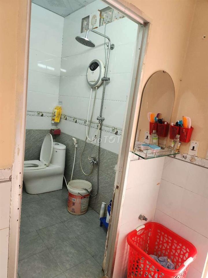 nhà 1 trệt 1 lầu gần công an phường cái khế