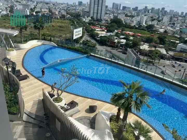 căn hộ duplex, phòng ngủ riêng biệt, đầy đủ nội thất.