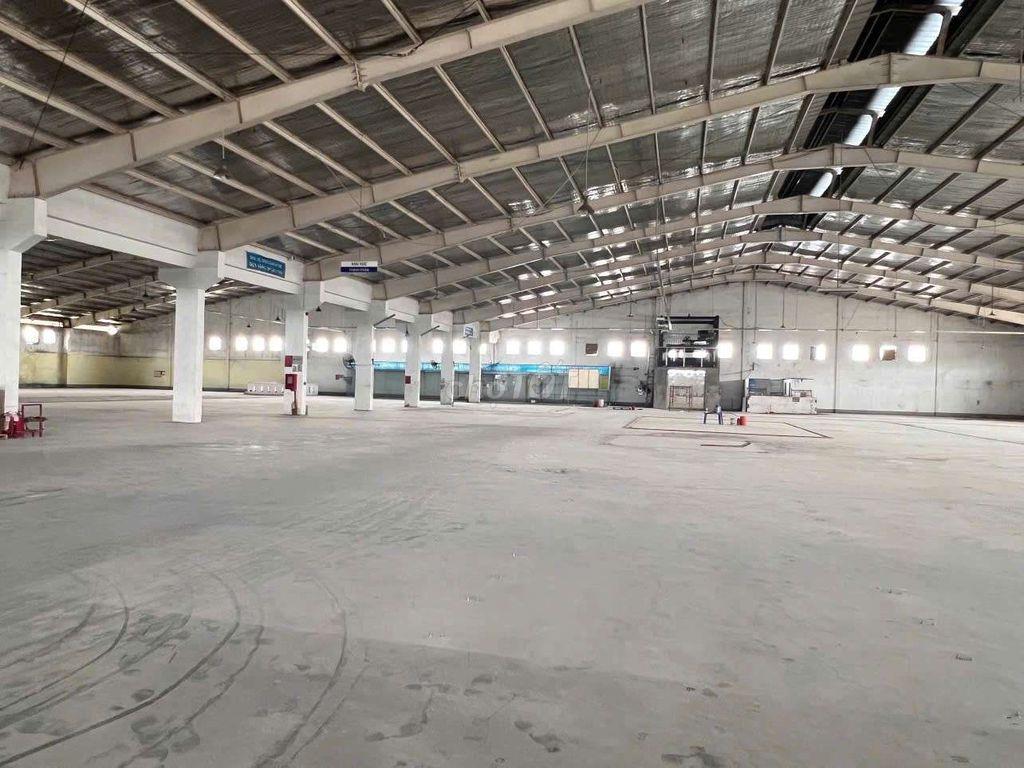 cho thuê kho f1 khu công nghiệp cát lái q2. 5000m2 pccc vách, 5,5$/m2