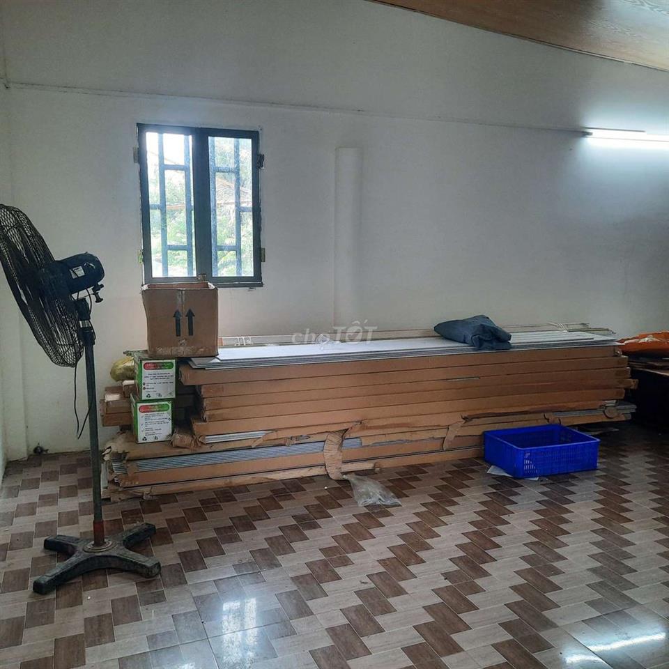 Cho thuê nhà nguyên căn 50m2 Phạm Hùng, Hẻm C12 xe hơi đến tận nhà. 
