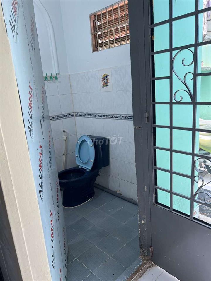 Phong 40m2 nguyen thien thuat binh thanh