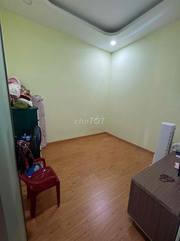 BÁN NHÀ MT KD 3TẦNG NGANG 4,5X14M NỞ HẬU NGAY ĐƯỜNG SỐ 5 P17 GV 8TỶ7
