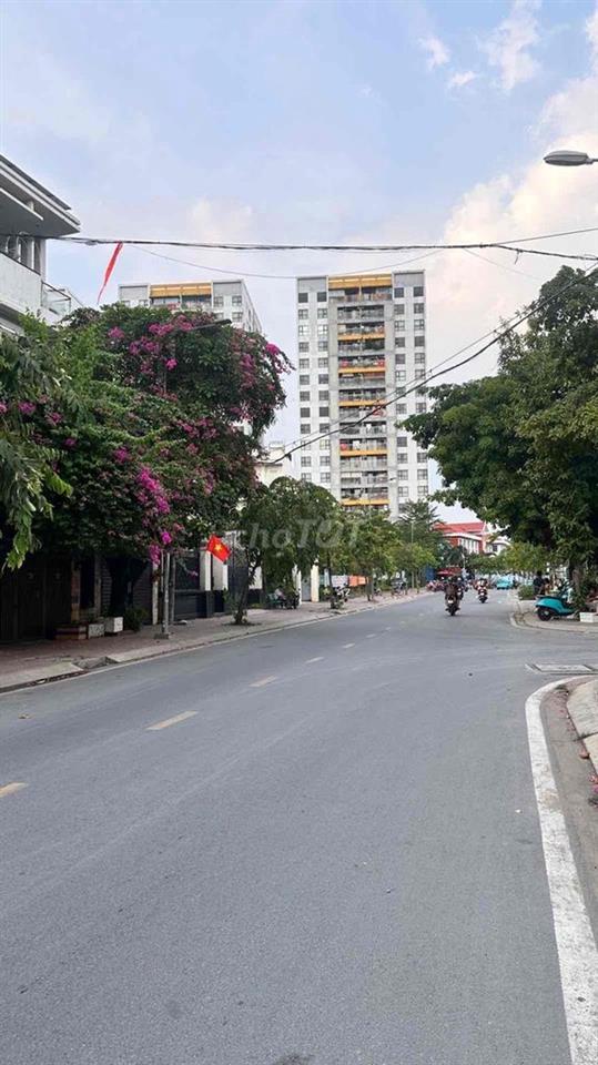 NHÀ 5TẦNG VỊ TRÍ ĐỈNH HẠ 2TỶ NHỈNH 17TỶ NGAY CHUNG CƯ OSIMI LÊ ĐỨC THỌ