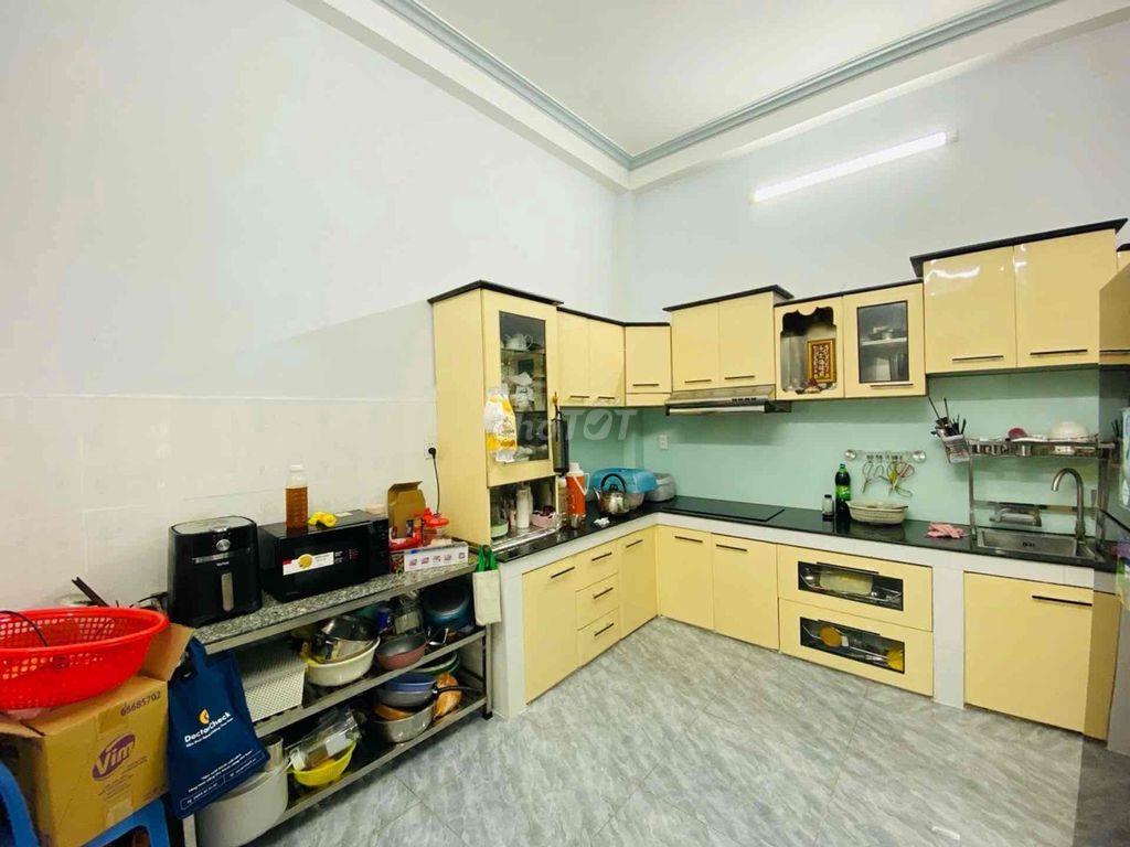 GIẢM 300tr BÁN NHÀ 3TẦNG HẺM Ô TÔ NGAY DƯƠNG QUẢNG HÀM P. AN NHƠN GV
